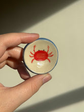 Load image into Gallery viewer, Crab Ring Dish