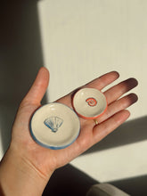 Load image into Gallery viewer, Shell Ring Dish
